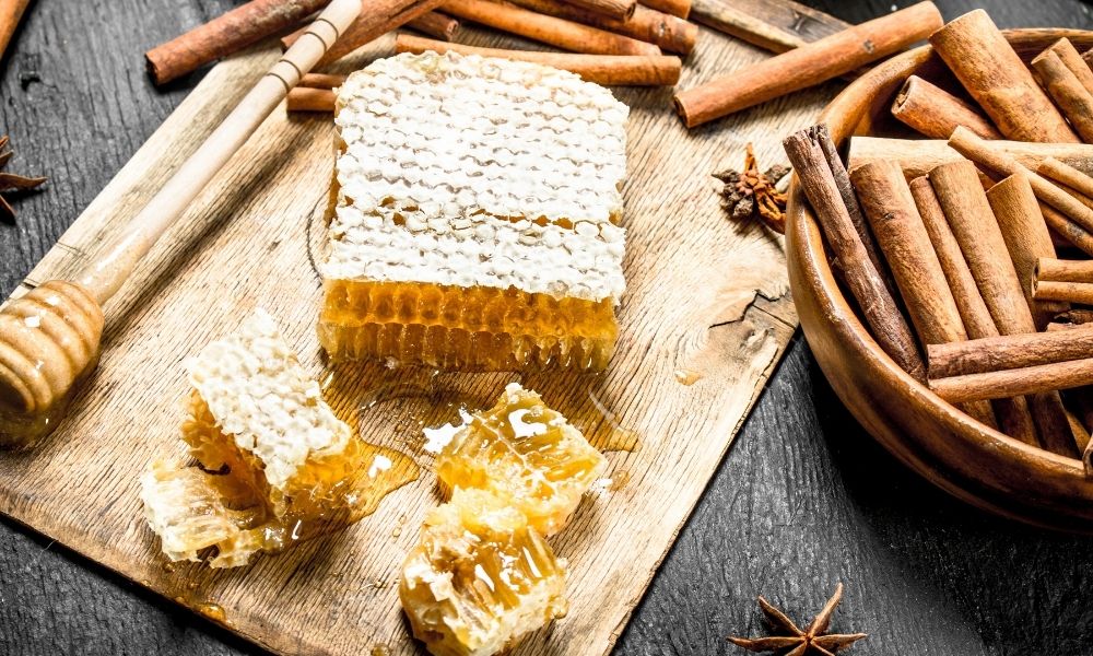 Helpful Tips for Baking With Raw Unfiltered Honey