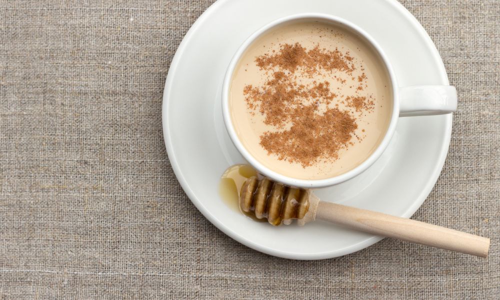Why You Need To Drink Honey Cinnamon Milk Today